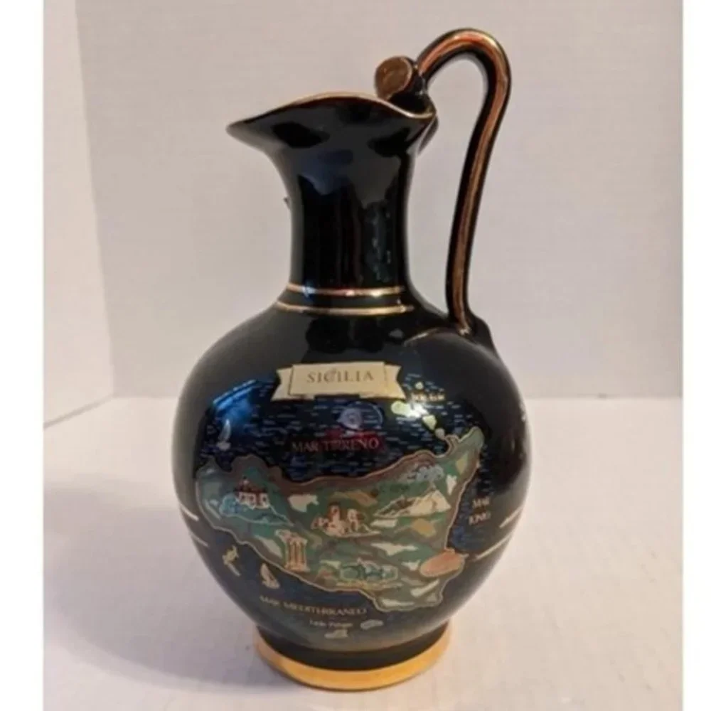 Vintage Terracotta Sicilia Vase Black Hand Painted 24k Gold Greek Figures Map 7